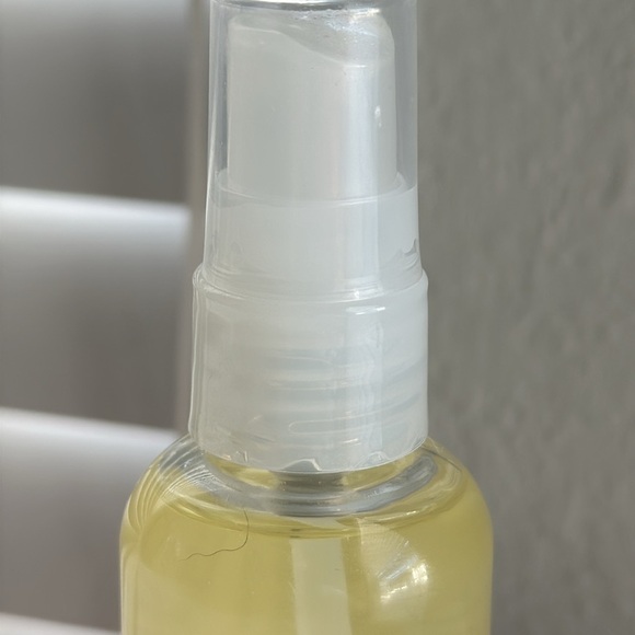 OYLIE Smart Spa Spray On Total Repair Oil Sweet Citrus  NIB 2 fl oz - Picture 8 of 10